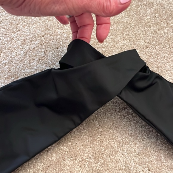 Black mini dress - Picture 2 of 9